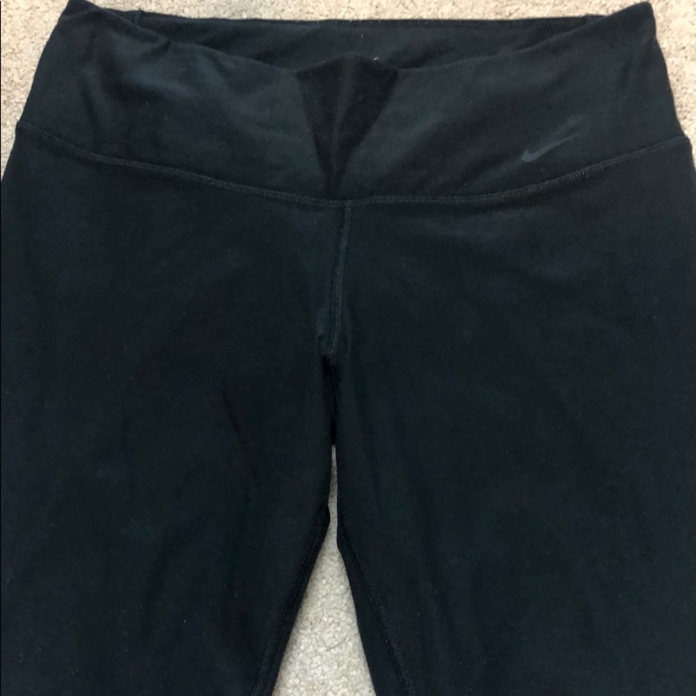 Nike Dri-Fit black leggings size M, 3/4 length